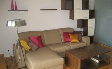 Nábytek, dekorace, sedačka 3 | Návrh a realizace Obývací pokoje