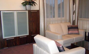 nábytek, sedačka, textilní dekorace, koberec 2 | Návrh a realizace Obývací pokoje